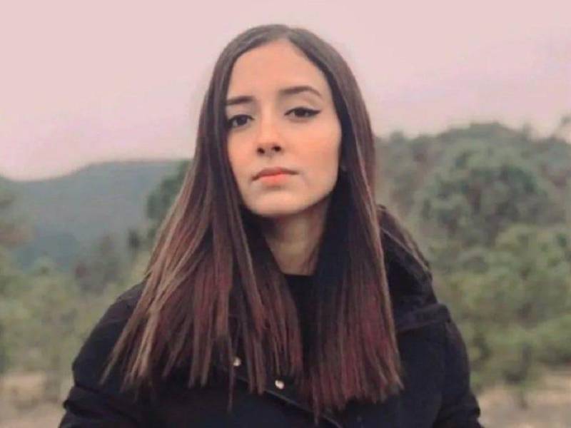 La mexicana Debanhi Escobar fue encontrada muerta en un motel de Nuevo León tras ser abandonada por un taxista que supuestamente la acosó.