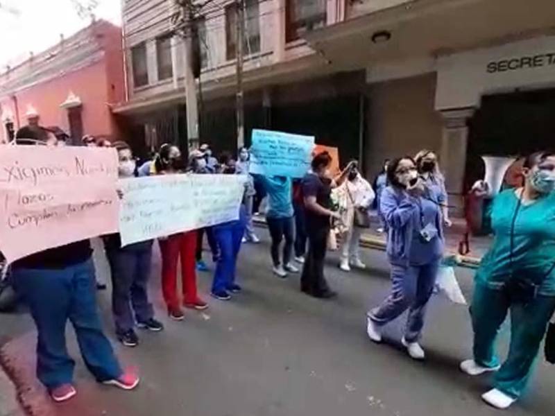 Argumentan que en los últimos dos años no se le ha dado permanencia.