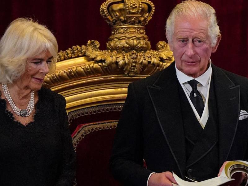 El suceso se registró en un evento que Camila organizó en el Palacio de Buckingham.