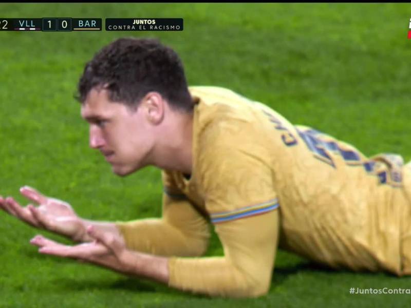 Christensen lamentando el gol en propio arco.