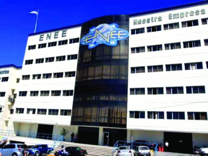 La estatal busca colocar los bonos para pagar parte de la deuda con generadores privados.