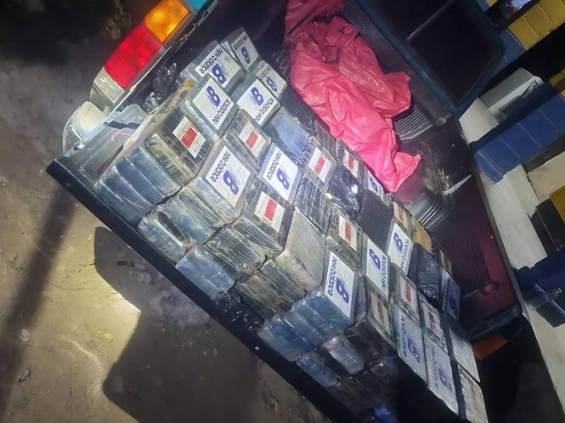 Paquetes de droga decomisados en la frontera hondureña.