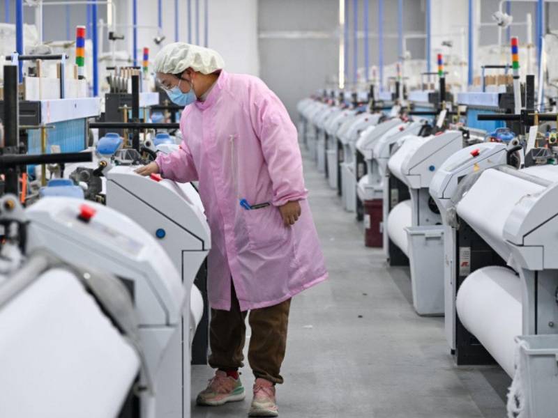 La IA está siendo aplicada en varios sectores económicos del país, desde una automatización de contenidos hasta análisis de datos.