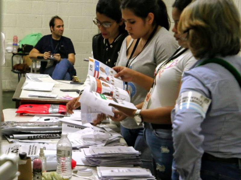 El Partido Liberal ha exigido un escrutinio especial acta por acta ante una serie de fallas técnicas y presuntas irregularidades en el sistema de Transmisión de Resultados Electorales Preliminares (Trep).