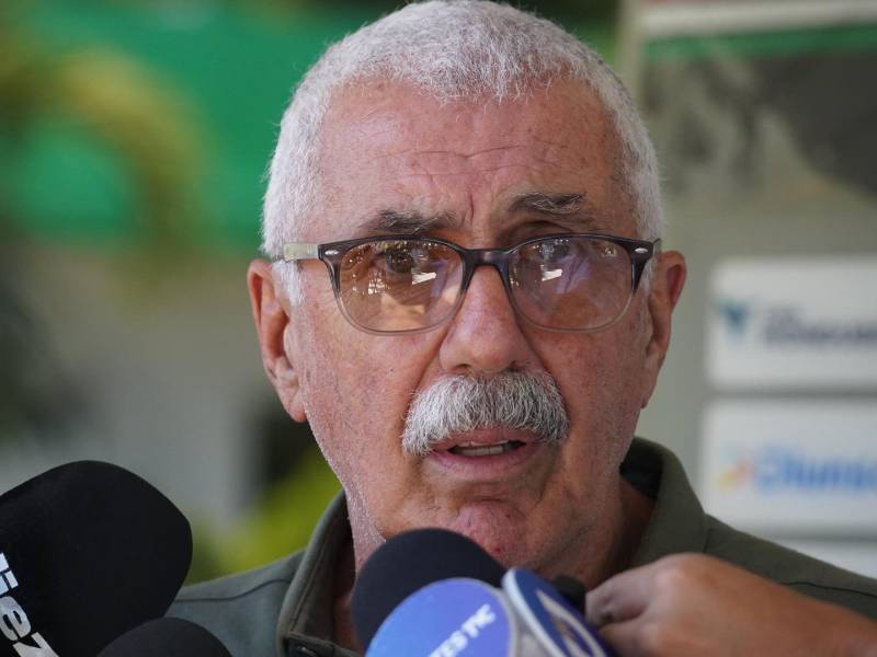 Manuel Keosseián atendió a los medios de comunicación en San Pedro Sula.