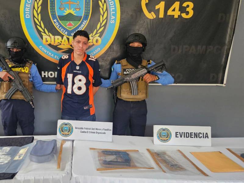 El detenido ya cuenta con un amplio récord criminal, siendo capturado en varias ocasiones anteriores.
