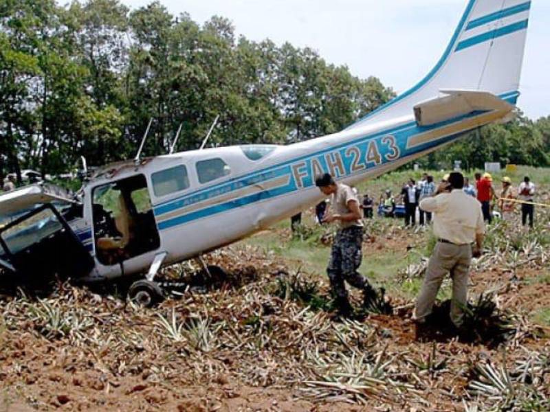 El 6 de junio de 2012, la avioneta, bajo custodia de la Fuerza Aerea, quedó dañada tras un accidente cerca del aeropuerto Golosón de La Ceiba.