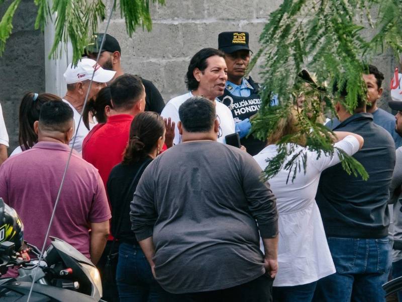 Unifín, un fraude piramidal, operaba en una casa de la residencial Manantial de Choloma. Un rótulo que no atenderían en Semana Santa estalló las alarmas.