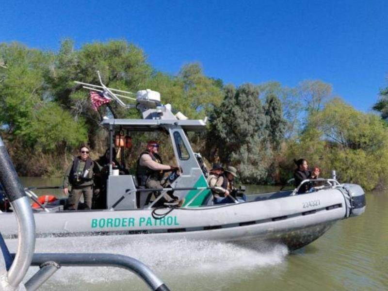 Agentes de la Oficina de Aduanas y Protección Fronteriza de Estados Unidos (CBP, por sus siglas en inglés) patrullan casi 300 millas del Río Grande o Bravo en el sector del Valle del Río Grande en el extremo sur de Texas.