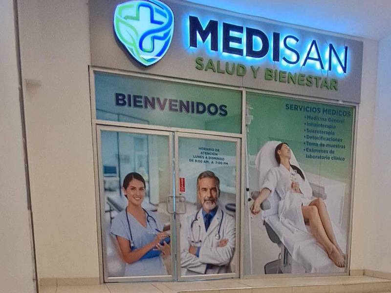 Las instalaciones de Medisan se encuentran en el tercer piso de un reconocido centro comercial de San Pedro Sula.