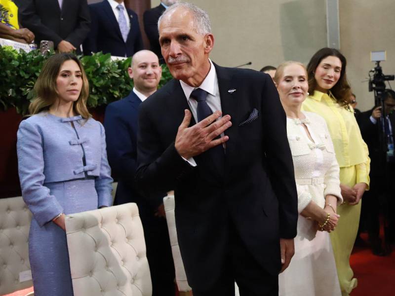 Nasry Asfura Zablah previo a ser juramentado como presidente de Honduras el Congreso Nacional.