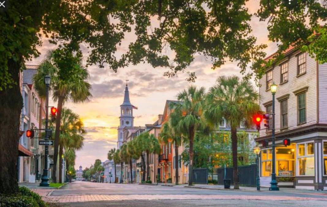 6. Charleston, South Carolina: Charleston honrará sus raíces africanas a lo grande en 2022. El tan esperado Museo Internacional Afroamericano está programado para abrir en el otoño, y examinará la diáspora africana y el papel de Charleston que alberga uno de los puertos de esclavos más grandes de los EE. UU. se encuentra en el lugar sagrado de dicho puerto, Gadsden’s Wharf, donde la marea entra y sale cerca de los jardines contemplativos.