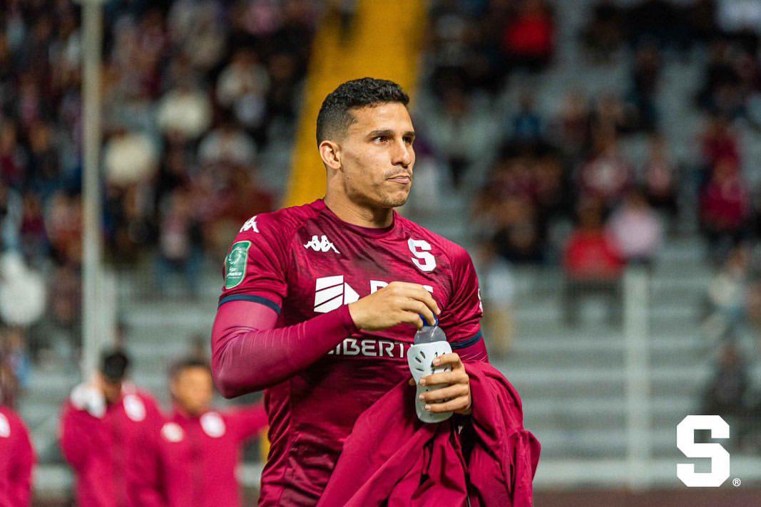 Luis Paradela recientemente se coronó tetracampeón con el Saprissa.