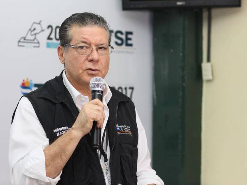 David Matamoros Batson, expresidente del extinto Tribunal Supremo Electoral (TSE).