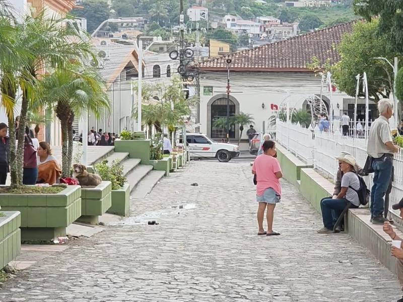 Santa Rosa de Copán se prepara para las festividades de Navidad y Año Nuevo.