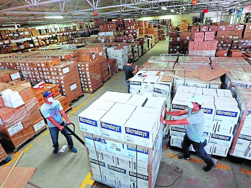 La Secretaría de Salud anunció que se realizarán compras directas de medicamentos mediante un decreto de emergencia.