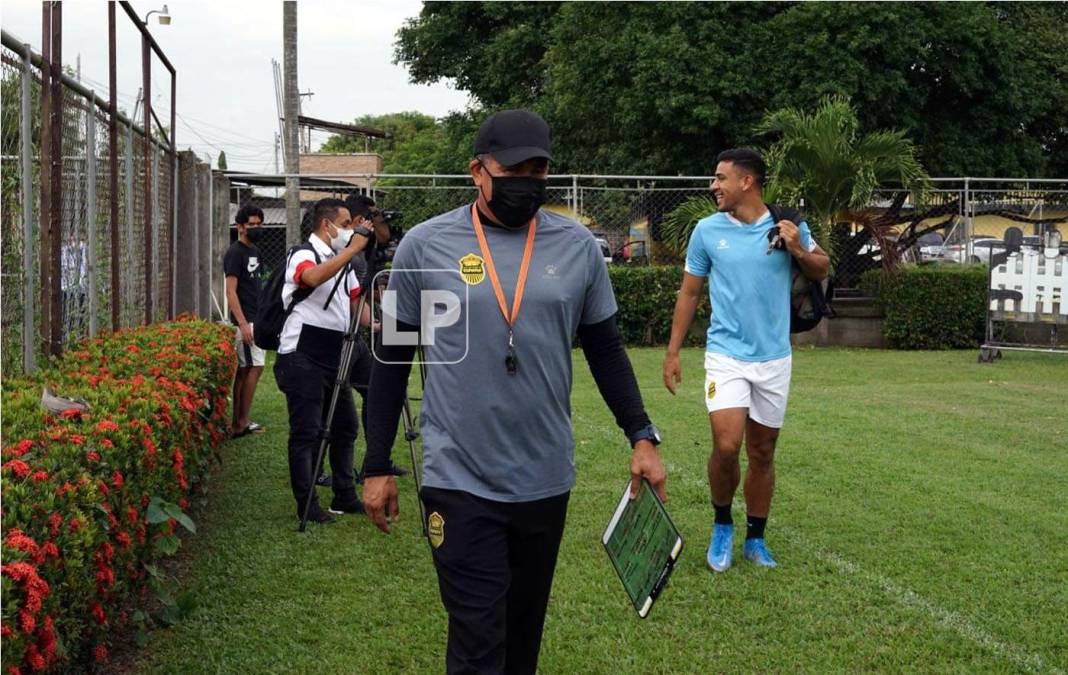 Emilson Soto, que cubrió de manera interina el puesto de entrenador, sigue formando parte del staff del Real España.