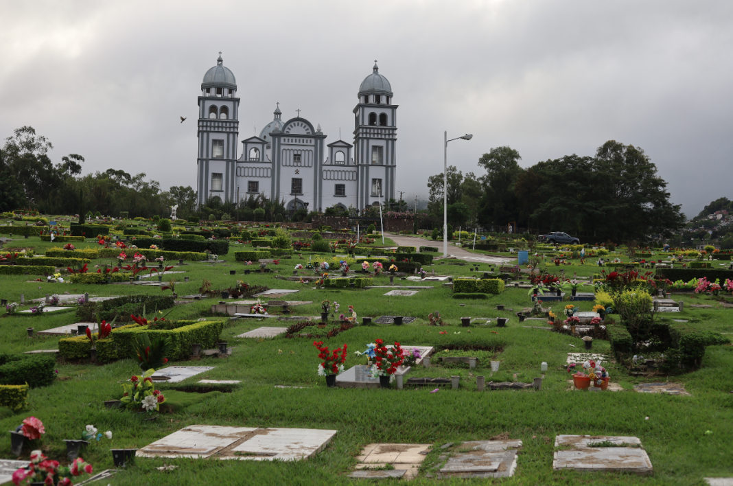 En este cementerio hondureño será enterrado Matta Ballesteros