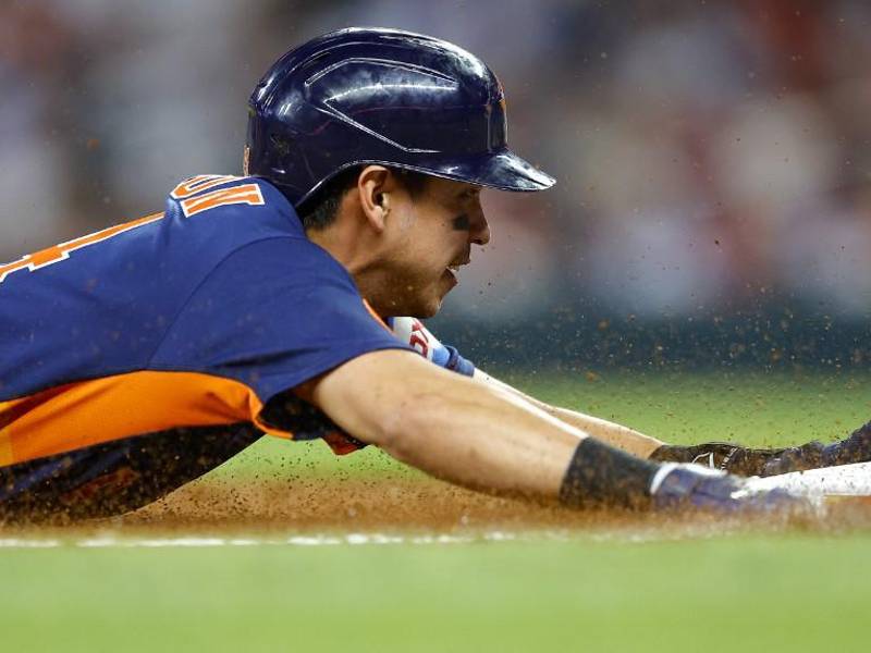 Mauricio Dubón sigue poniendo en alto el nombre de Honduras.