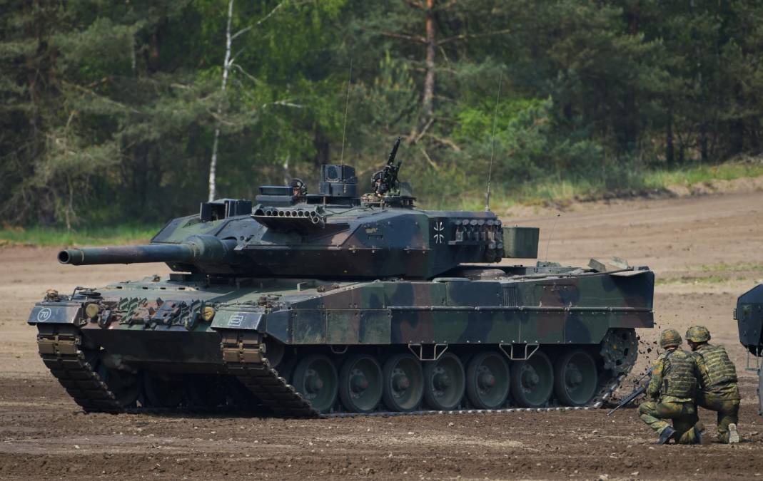 De ese proyecto -la idea era fabricar un tanque que combinara la movilidad con la protección y la capacidad de combate- solo quedaron siete prototipos, pero tanto EEUU como Alemania siguieron trabajando en esa dirección.