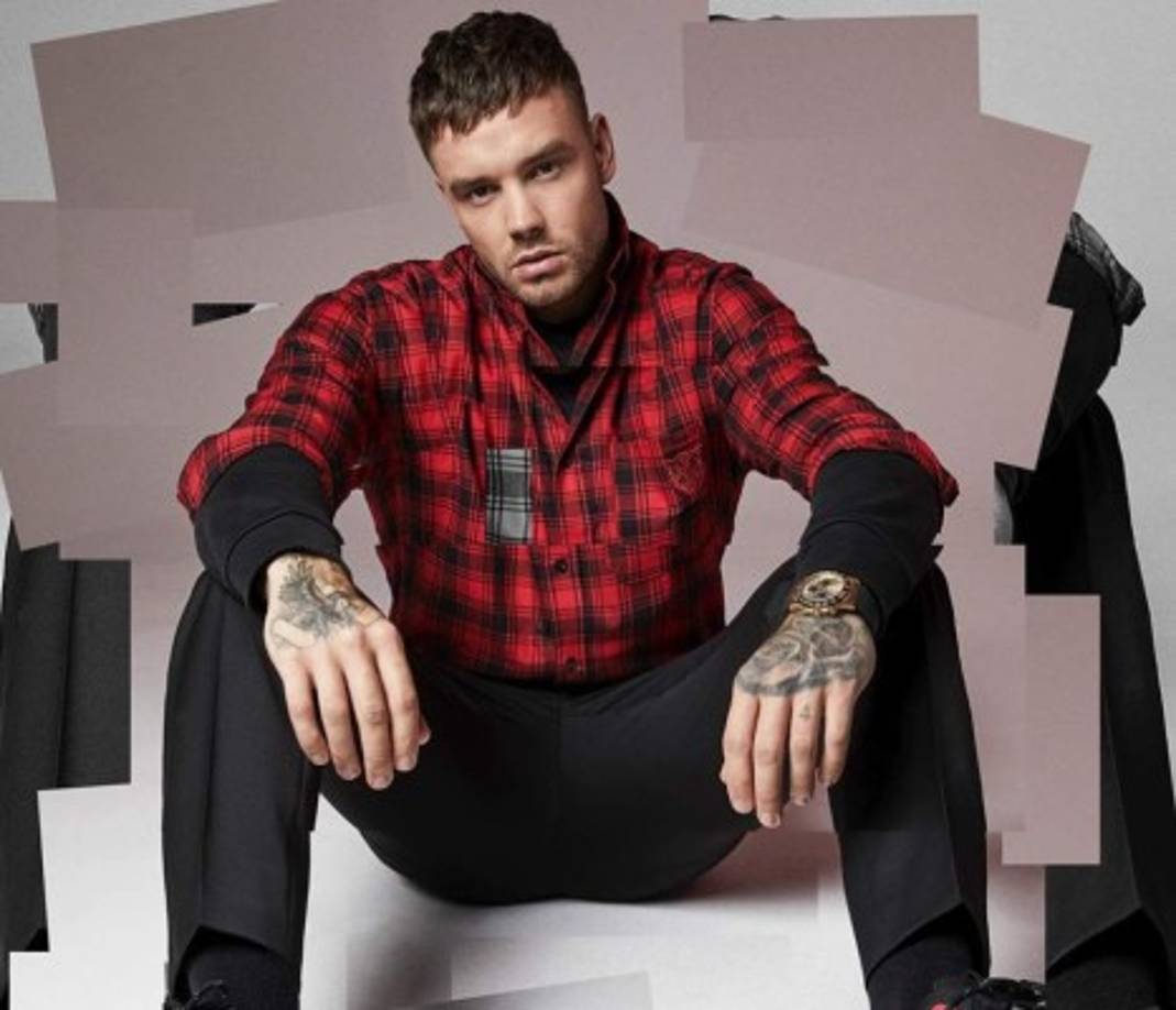 Liam Payne, 26 años <br/><br/>El cantante, compositor y guitarrista generó, en los últimos 12 meses, ganancias de 56.6 millones de dólares y eso lo posiciona en el octavo lugar.