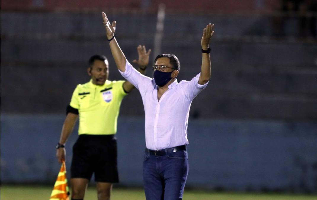 Salomón Nazar - El exentrenador del Victoria se pronunció una vez más sobre el Olimpia y confirmó que nadie del club albo se ha comunicado con él para dirigir al equipo.