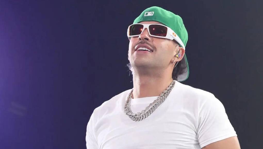 Feid, uno de los mayores representantes colombianos en el género urbano, brindó un show en el centro de espectáculos La Macarena de Medellín, en un evento especial dedicado a sus fans y en anticipación a su próximo trabajo. El artista no dio muchos detalles sobre el contenido del mismo y no trascendió mucho, pero aseguró que los asistentes podrían tener un adelanto del álbum.