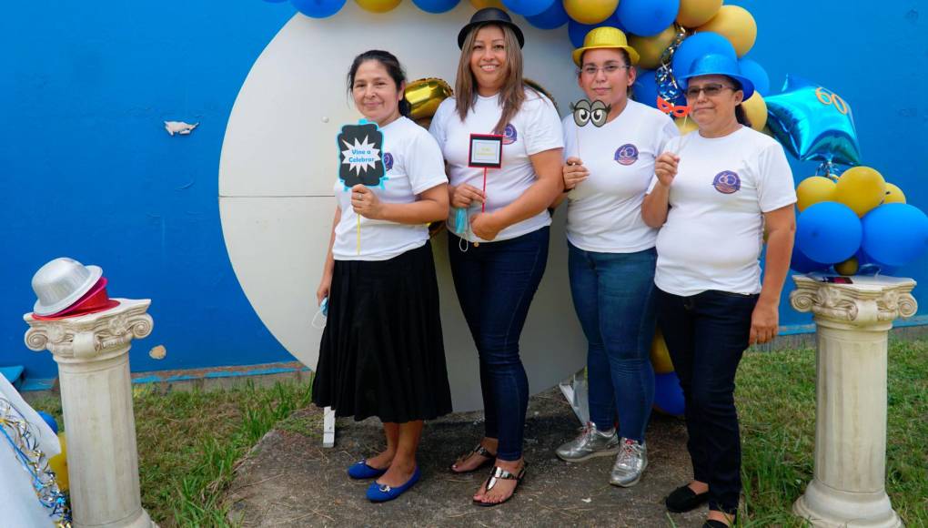 Ramona Gómez, Irma Amaya, Dulce Flores y Laura Aguilar