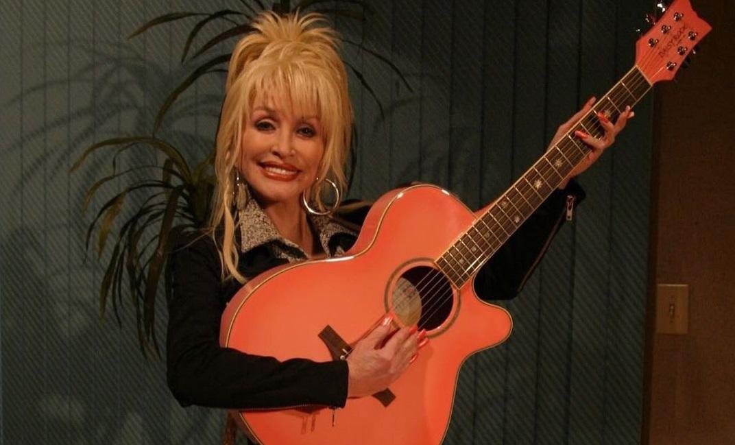 Dolly Parton llevará la historia de su vida en un musical a Broadway