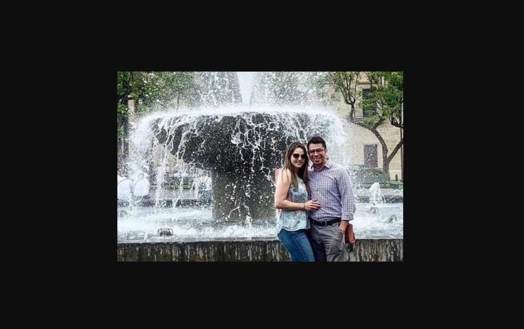 En febrero de 2022, se comprometió su novia Daniela Márquez y en diciembre esperaban comenzar con los preparativos para la boda.