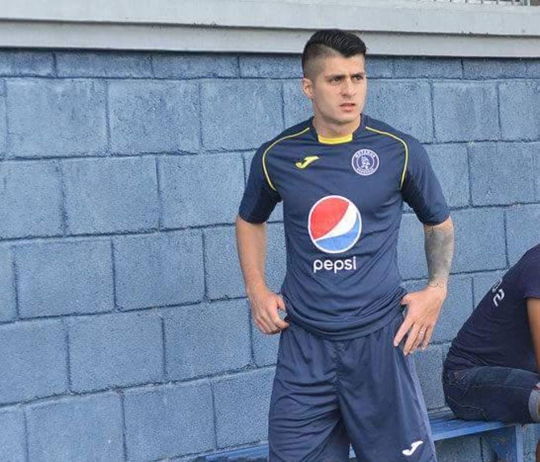 Matías Galvaliz sería otra de las bajas de Motagua, además de Carlos “Muma” Fernández. El mediocampista argentino fue relegado a la suplencia en el último año. 