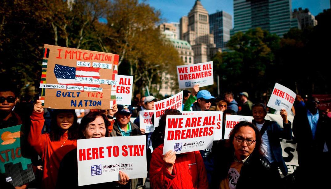 Biden expresa su firme respaldo al programa DACA para proteger a los dreamers