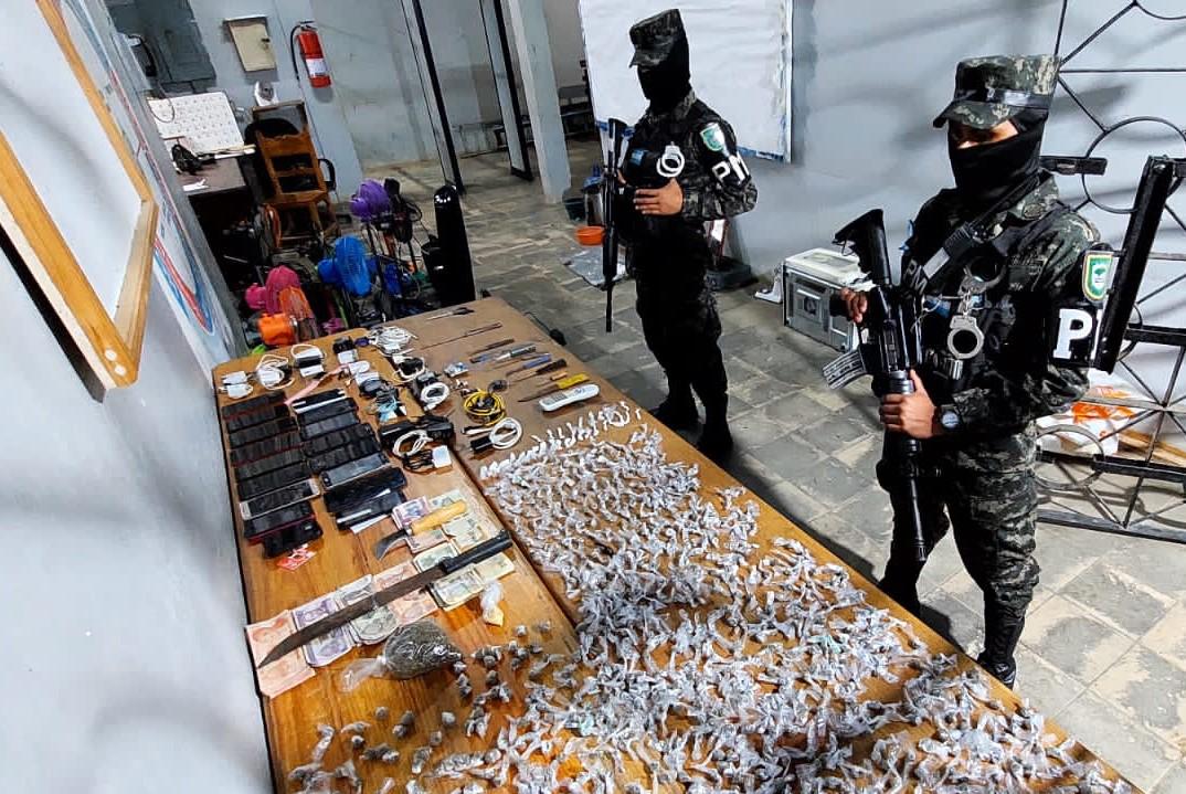 ¿Qué hallaron? Policía Militar intervino centros penales de El Progreso y Danlí