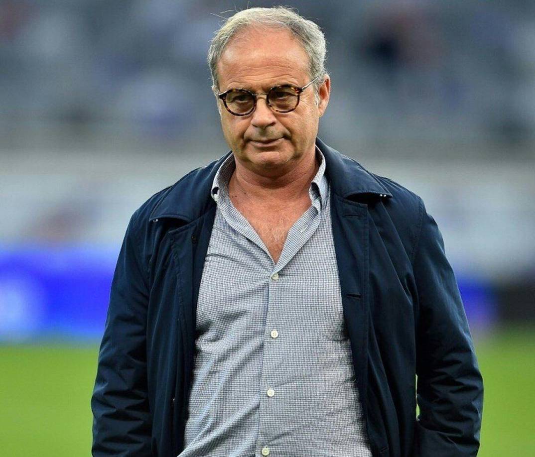 Los pesos pesados del vestuario del PSG culpan a Luis Campos, quien se desempeña como el director deportivo del equipo.
