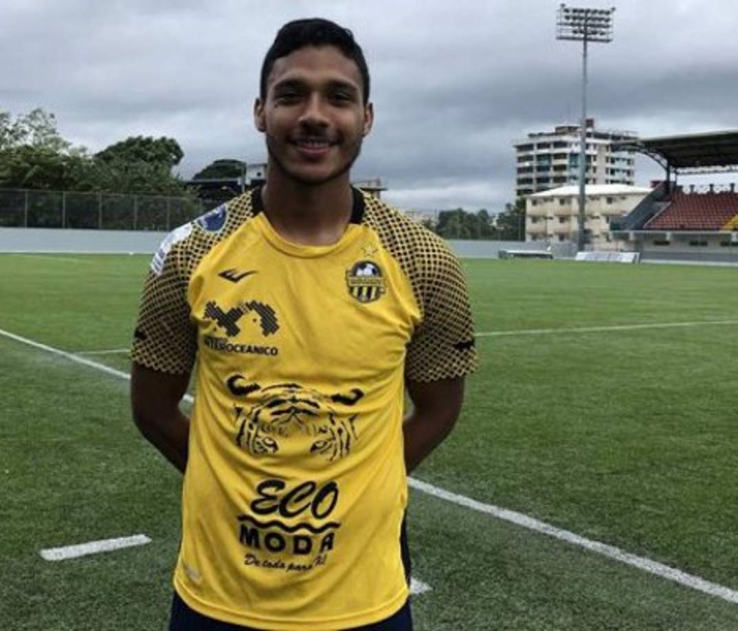Jorman Aguilar: En el Real España han descartado la llegada del atacante panameño, finalmente no llegaron a un acuerdo ecónomico. El delantero milita en el Club Atletico Independiente de La Chorrera de Panamá.