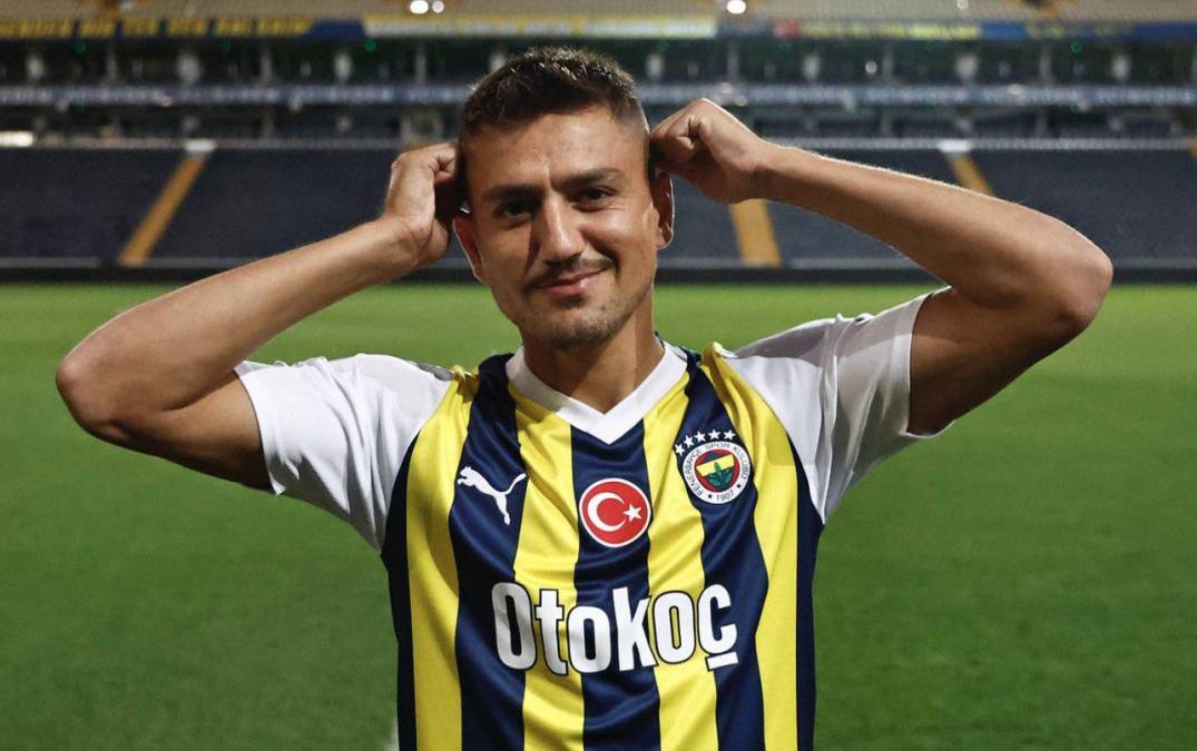 Cengiz Ünder se convierte en nuevo jugador del Fenerbahçe.