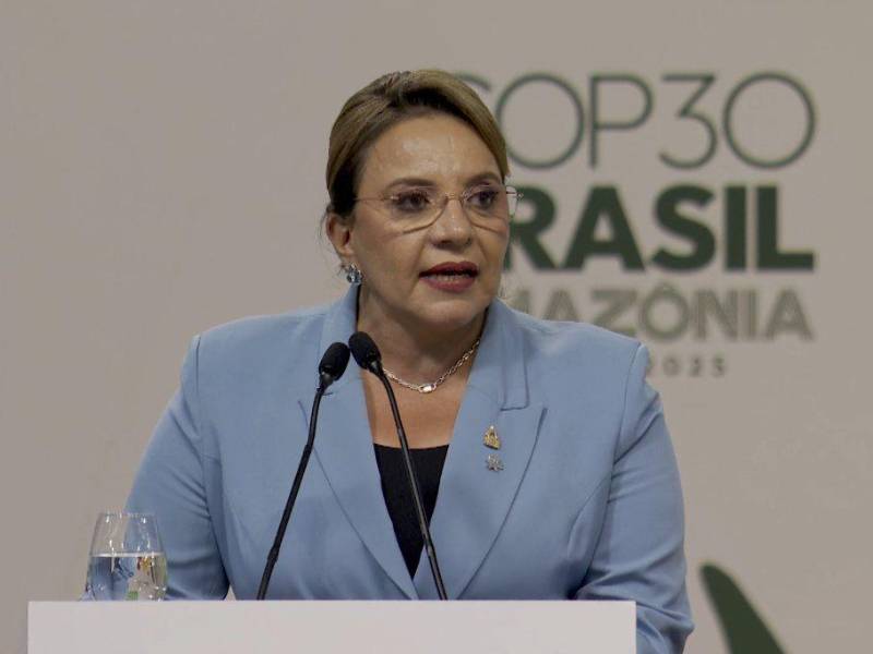 La presidenta Castro diserta en la COP30, en Belém, Brasil.