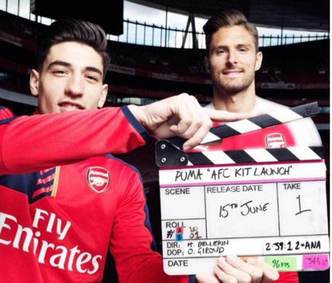 Sus tatuajes y su cabellera son las principales armas que tiene este Adonis del fútbol.