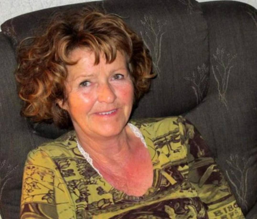 DESAPARECIDA EN OCTUBRE DE 2018<br/><br/>Anne-Elisabeth Hagen, de 68 años, fue vista por última vez el 31 de octubre de 2018 en su casa en Lørenskog, al noreste de Oslo, donde se encontró una carta de los presuntos captores exigiendo un rescate económico en criptomoneda (9 millones de euros en Monero, según medios noruegos) y amenazando con hacerle daño si no les pagaban.<br/><br/>La desaparición se hizo pública en enero del año siguiente, y a finales de ese mes, la familia pidió públicamente una señal de vida y el cambio a otra plataforma digital que facilitase mejor la comunicación.