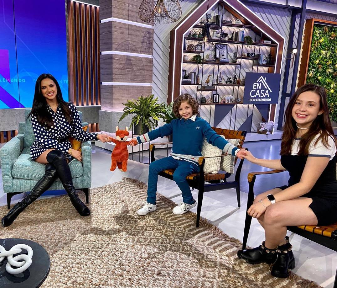 No hay que olvidar, que, a través de sus redes sociales, la hondureña publicó una carta donde expresaba todos sus sentimientos. “No puedo escribir todo lo que sentía, ni leer como debía. Hoy no me voy de la compañía, pero dejo este show que me hizo crecer tanto. Me voy con mucho agradecimiento, pero es imposible para mí no sentirme triste. Disculpen mis lágrimas, generalmente me ven fuerte, pero hoy me rompí”, escribió.