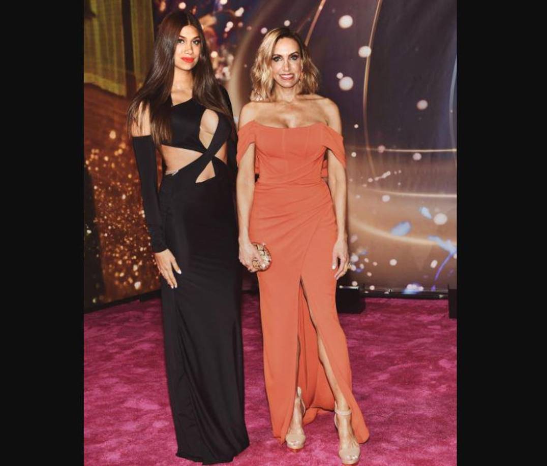 Lili Estefan con su hija Lina.