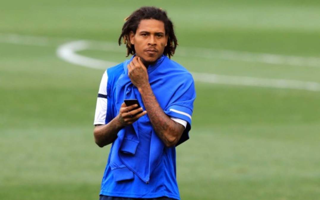 Henry Figueroa: El jugador de la Liga Deportiva Alajuelense de Costa Rica es uno de los mejores defensores hondureños.
