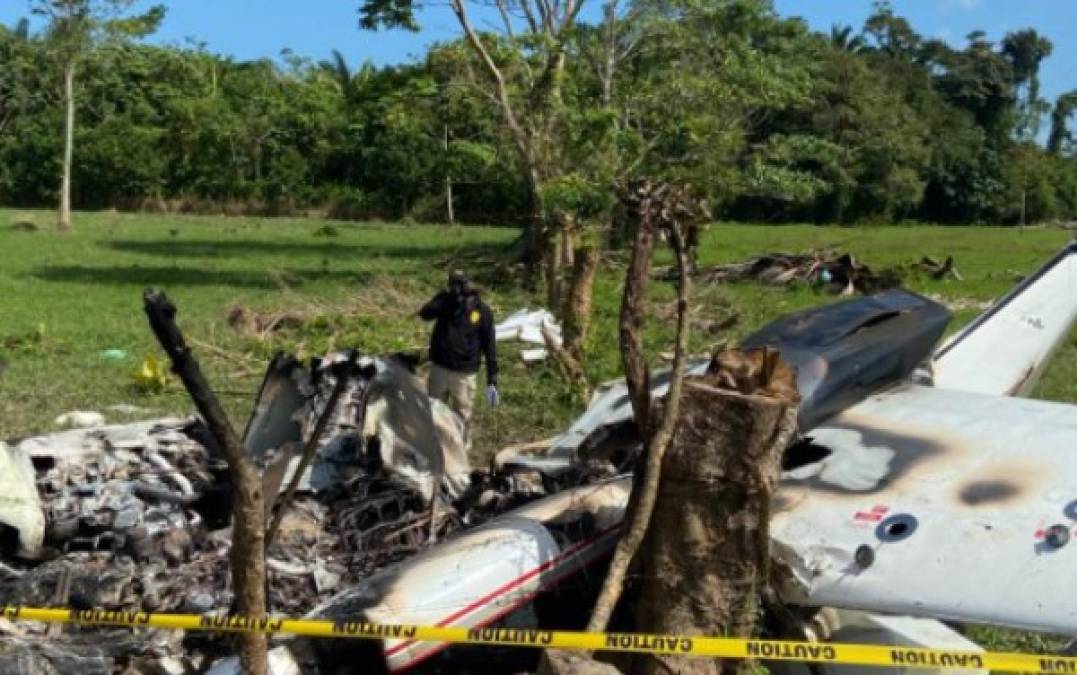 Las Fuerzas Armadas hondureñas indicaron en un comunicado que las autoridades que forman parte del escudo aéreo contra el narcotráfico identificaron una aeronave sospechosa cuando ingresó al oriental departamento de Gracias a Dios.