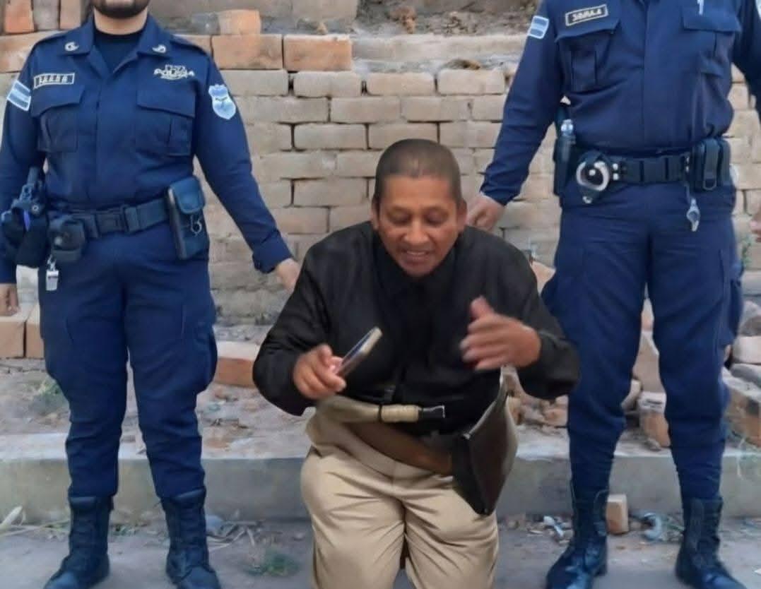 Hija del “apóstol Chago” revela por qué su papá llevaba oculto al menor: “Se le cayó la vuelta