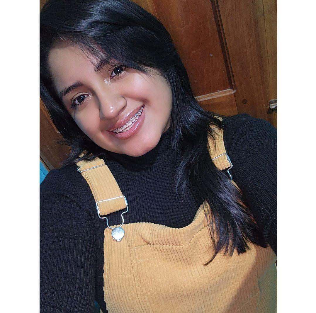 Keyssy regresaba de la escuela con su hijo y murió tras choque con rastra en Juticalpa