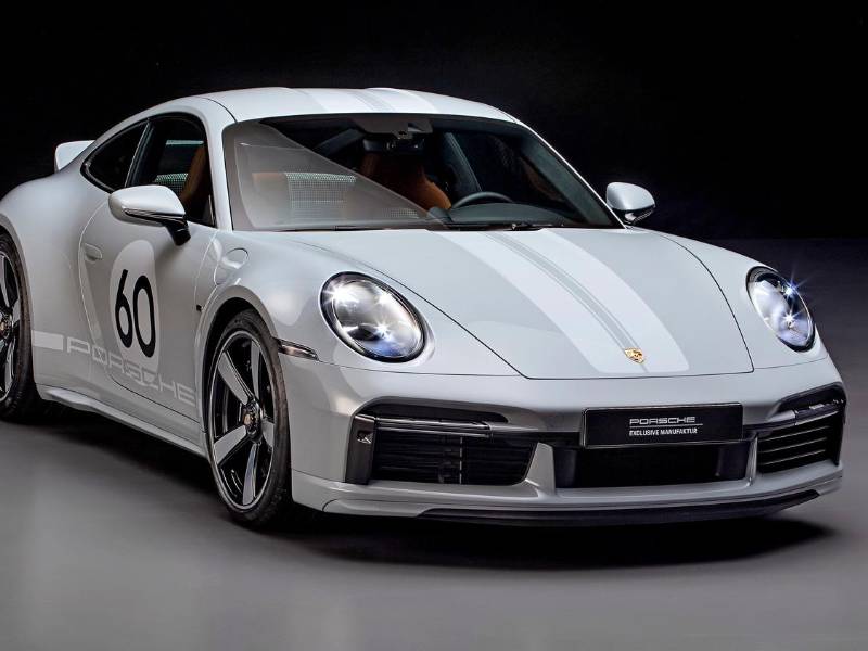 El logo de la nueva versión Sport Classic del 911 es el que Porsche usaba en 1963.