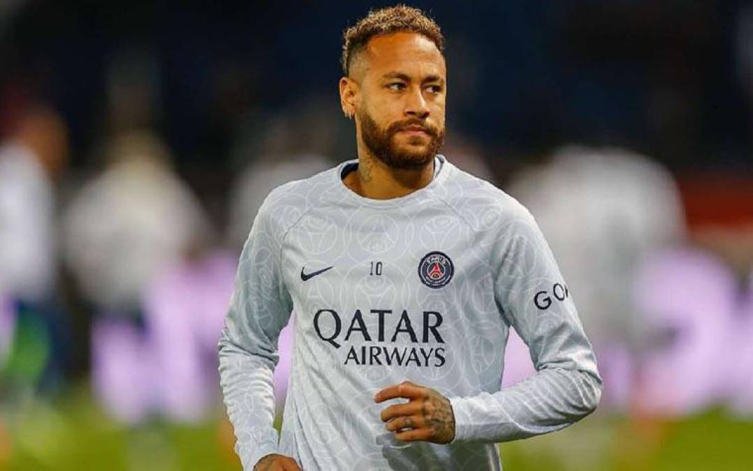 The Mirror señala que Neymar no quiere seguir en el Paris Saint-Germain. El diario asegura que Newcastle, Manchester United y Chelsea pelearán por hacerse con el atacante paulista en el próximo mercado de fichajes.