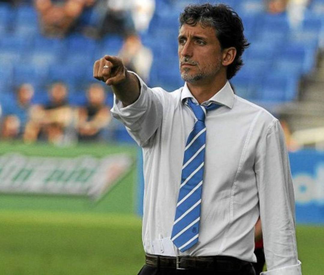 A Pablo Alfaro, el duro exSevilla, Barcelona y Racing de Santander, además de golpear la anatomía de sus rivales en cada partido, le agradaba estudiarla fuera de las canchas, y así fue que un día se convirtió en médico, especializándose en ginecología.