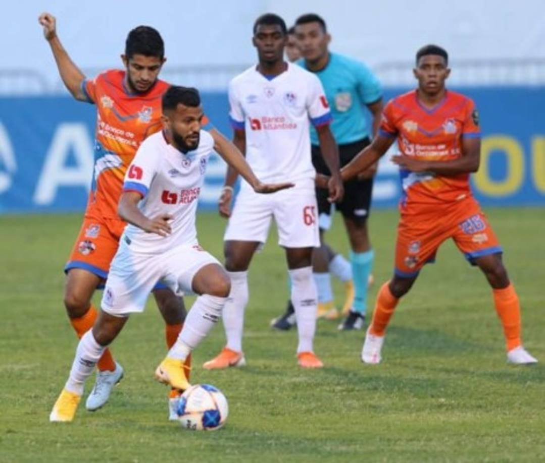 La noticia positiva del Olimpia ante la UPN fue la reaparición del mediocampista Jorge Álvarez. El volante se lesionó desde el torneo pasado y hoy está de regreso.