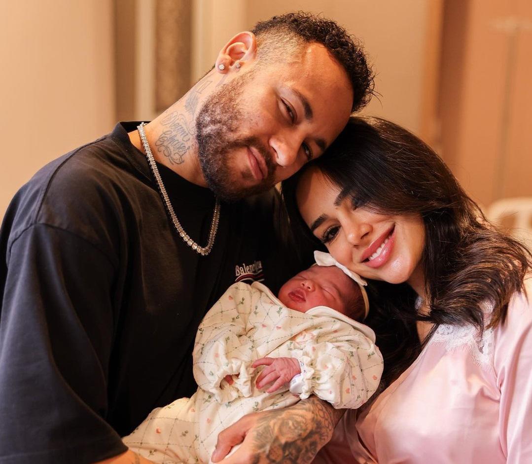 Una banda de ladrones asalta la casa de la novia de Neymar